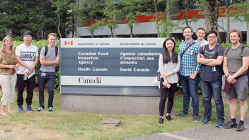 Detecting marine biotoxins – CFIA and university students working to make a difference