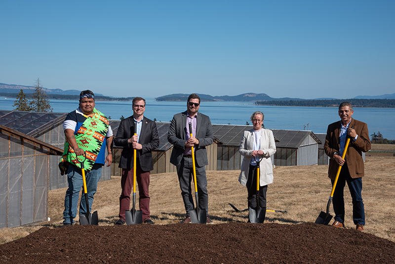 Participants at the ground breaking ceremony in September 2022. From left to right: Joseph Seward, W̱JOŁEŁP (Tsartlip) Councillor; Duncan Retson, Associate Assistant Deputy Minister, Public Services and Procurement Canada; Josh Girman, Manager, Indigenous Relations, PCL Construction; Diane Allan, Vice-President, Science, Canadian Food Inspection Agency; Rachid El Hafid, Director, Summerland Research and Development Centre, Agriculture and Agri-Food Canada.