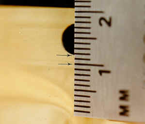 Le joint du fabricant a été poinçonné et la largeur de joint continu a été réduite à moins de 3 millimètres