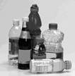 Cette image montre des boissons dans des bocaux et des bouteilles en plastique et en verre de forme irrégulière vendus au volume. Pour cette catégorie, une formule précise sert à calculer la SED.