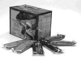 Cet emballage multiple de barres « granola » contient trois types de barres « granola » différents, chacun ayant une valeur nutritive différente.