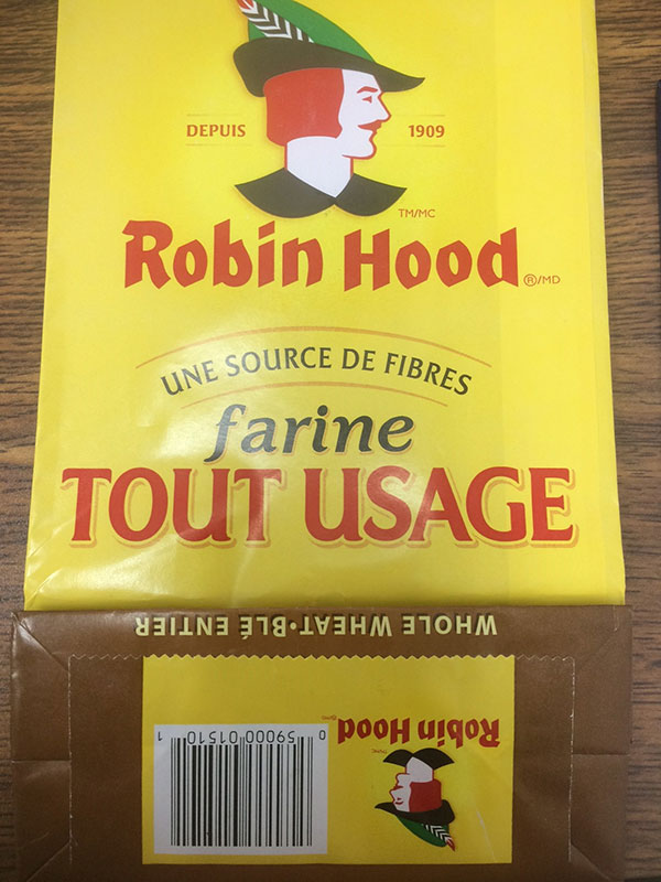 Farine tout usage, blé entier 2,5 kilogrammes de marque Robin Hood