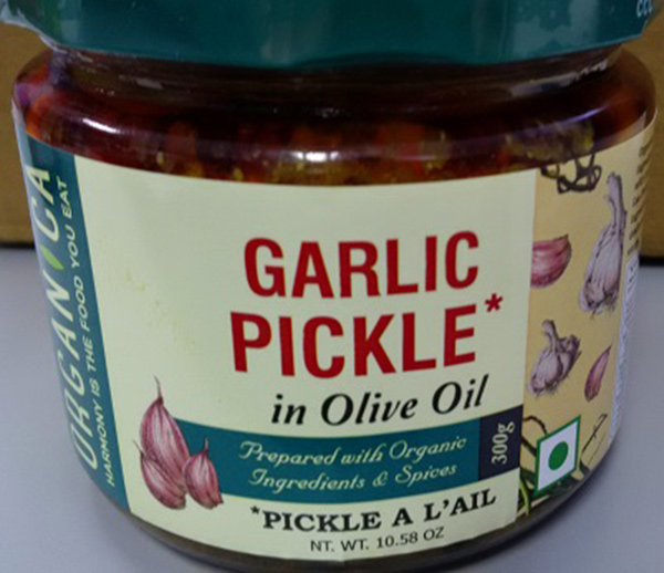 Organica: Garlic Pickle in Olive Oil – 300 grams