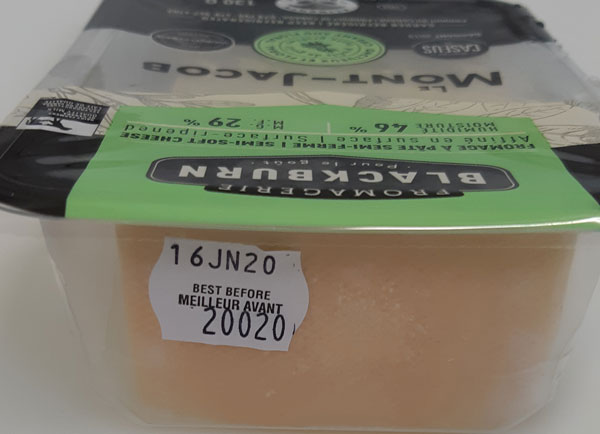 Fromagerie Blackburn – Le Mont-Jacob fromage à pâte semi-ferme – 130 grammes (date « meilleur avant »)