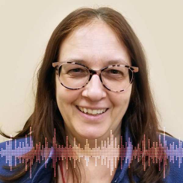 Femmes en sciences - Dre Catherine Brisson Dr. Catherine Brisson, Directrice, Laboratoire d'Ottawa, santé des animaux